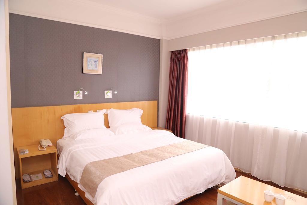 Qingdao Fu Yong Hotel Habitación foto