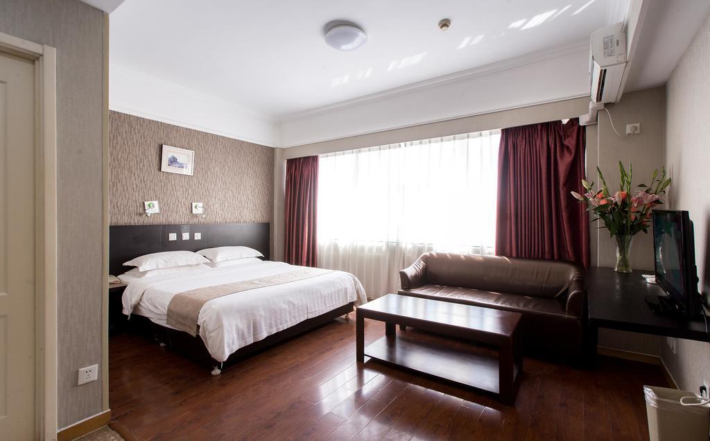 Qingdao Fu Yong Hotel Exterior foto